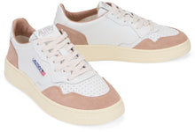 Load image into Gallery viewer, Sneakers low-top Medalist
