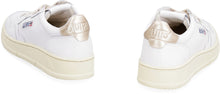 Load image into Gallery viewer, Medalist leather low-top sneakers
