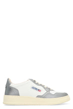 Load image into Gallery viewer, Medalist low-top sneakers
