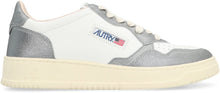 Load image into Gallery viewer, Medalist low-top sneakers
