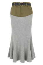 Load image into Gallery viewer, Sweater in blended wool
