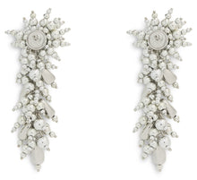 Load image into Gallery viewer, Earrings with beads
