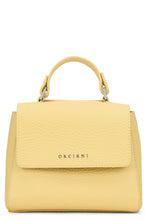 Load image into Gallery viewer, Handbag Sveva in leather
