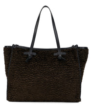 Load image into Gallery viewer, Tote bag in faux astrakhan
