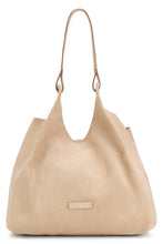 Load image into Gallery viewer, Dua shoulder bag in leather
