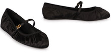Load image into Gallery viewer, Satin ballet flats
