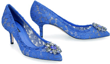 Load image into Gallery viewer, Bellucci lace pump
