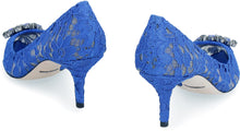 Load image into Gallery viewer, Bellucci lace pump
