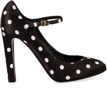 Load image into Gallery viewer, Satin mary jane pumps
