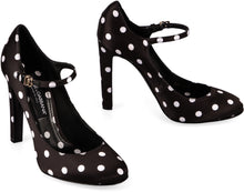 Load image into Gallery viewer, Satin mary jane pumps
