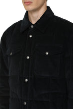 Load image into Gallery viewer, Quilted jacket with snaps
