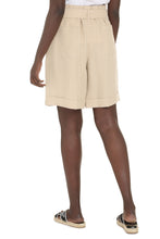 Load image into Gallery viewer, High-waist wide-leg shorts
