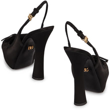 Load image into Gallery viewer, Satin slingback pumps
