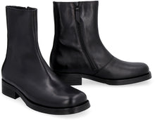 Load image into Gallery viewer, Camion leather ankle boots
