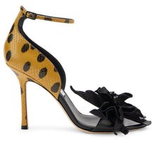 Load image into Gallery viewer, Printed leather sandals
