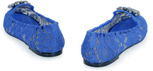 Load image into Gallery viewer, Vally lace ballet flats with embellished appliqué
