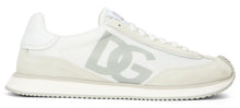 Load image into Gallery viewer, Sneakers with logo

