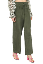 Load image into Gallery viewer, Silk wide leg trousers
