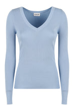 Load image into Gallery viewer, V-neck t-shirt
