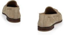 Load image into Gallery viewer, Suede loafers
