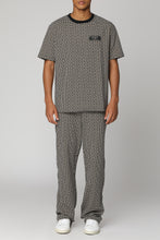 Load image into Gallery viewer, Patch detail cotton t-shirt
