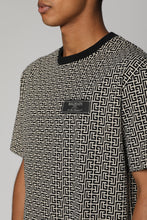 Load image into Gallery viewer, Patch detail cotton t-shirt

