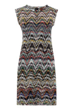Load image into Gallery viewer, Chevron-motif knitted dress
