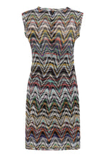Load image into Gallery viewer, Chevron-motif knitted dress
