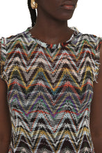 Load image into Gallery viewer, Chevron-motif knitted dress
