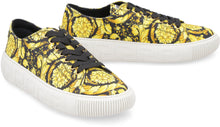 Load image into Gallery viewer, Canvas sneakers
