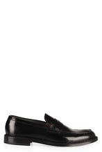 Load image into Gallery viewer, Leather loafers
