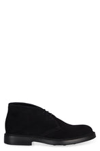 Load image into Gallery viewer, Suede desert boots
