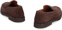 Load image into Gallery viewer, Suede loafers
