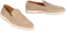 Load image into Gallery viewer, Suede loafers
