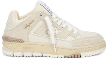 Load image into Gallery viewer, Sneaker Area Lo Fluffy in suede
