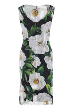 Load image into Gallery viewer, Printed silk dress
