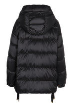 Load image into Gallery viewer, Down jacket in taffeta water-repellent

