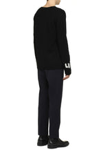 Load image into Gallery viewer, Crew-neck wool sweater
