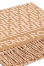 Load image into Gallery viewer, Scarf FF in wool and cashmere
