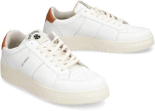 Load image into Gallery viewer, Golf low-top sneakers
