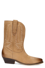 Load image into Gallery viewer, Cowboy boots
