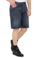 Load image into Gallery viewer, Denim shorts
