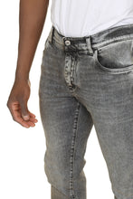 Load image into Gallery viewer, 5-pocket slim fit jeans
