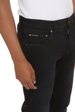 Load image into Gallery viewer, 5-pocket slim fit jeans
