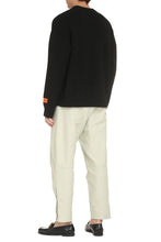 Load image into Gallery viewer, Long sleeve crew-neck sweater
