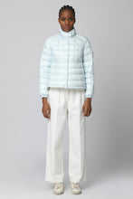 Load image into Gallery viewer, Aminia down jacket with button closure

