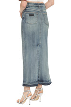 Load image into Gallery viewer, Denim skirt
