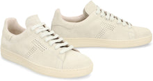 Load image into Gallery viewer, Warwick suede sneakers
