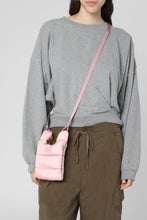 Load image into Gallery viewer, Legere Nylon messenger bag
