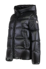 Load image into Gallery viewer, Short down jacket Serittes with hood
